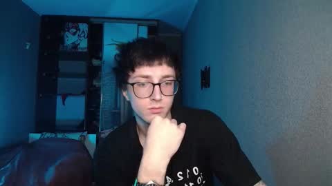 Phillip online show from December 2025 03:15:02 AM