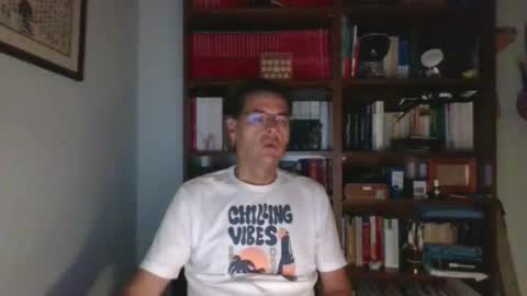 Snapshot of 8age chatting on October 2025 09:04:01 PM 8age online show from October 2025 09:04:01 PM