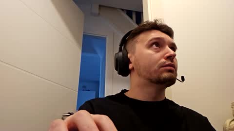 Snapshot of 8inchdude93 chatting on October 2025 08:39:01 AM 8inchdude93 online show from October 2025 08:39:01 AM