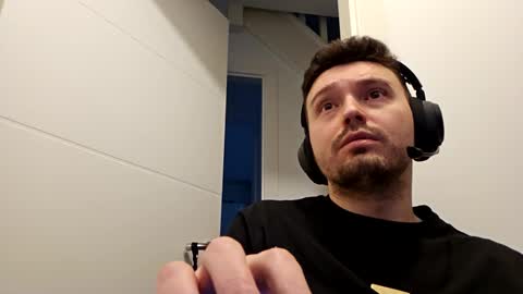 Snapshot of 8inchdude93 chatting on November 2025 09:53:02 AM 8inchdude93 online show from November 2025 09:53:02 AM