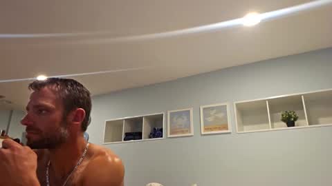 Snapshot of 8inchwhiteboy88 chatting on April 2026 03:44:02 AM 8inchwhiteboy88 online show from April 2026 03:44:02 AM