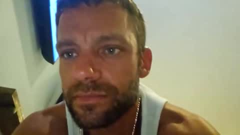 Snapshot of 8inchwhiteboy88 chatting on April 2026 02:06:01 AM 8inchwhiteboy88 online show from April 2026 02:06:01 AM