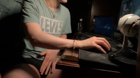 Snapshot of 91stefisexy91 chatting on April 2026 08:43:02 PM 91stefisexy91 online show from April 2026 08:43:02 PM