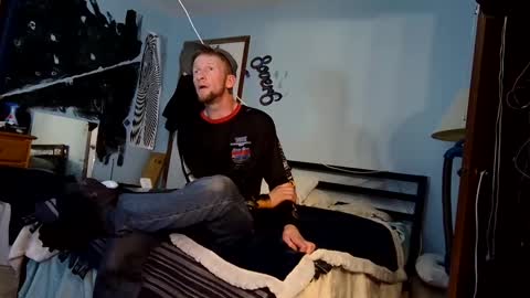 Snapshot of 9_25 chatting on December 2024 10:04:01 PM 8over6 online show from December 2024 10:04:01 PM