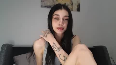 KARINA online show from July 2026 01:25:02 PM