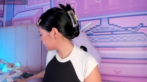 Snapshot of _18alice chatting on March 2026 08:37:01 PM Alice online show from March 2026 08:37:01 PM