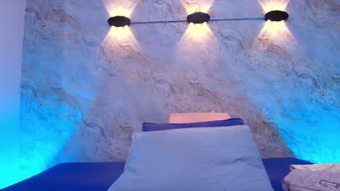  abby rouss online show from October 2025 03:01:02 AM