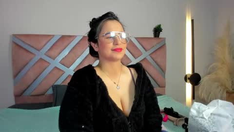 Adahara online show from October 2025 04:36:01 AM