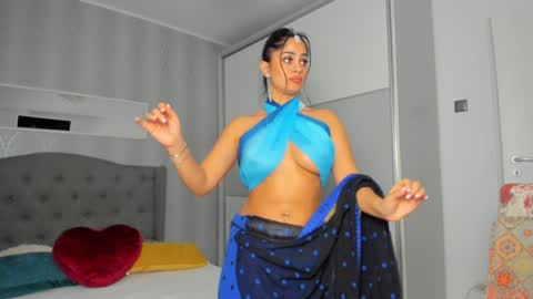 Adelle online show from January 2025 01:19:01 PM