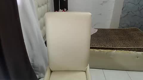 Snapshot of _agatha25 chatting on May 2026 07:05:02 AM _agatha25 online show from May 2026 07:05:02 AM