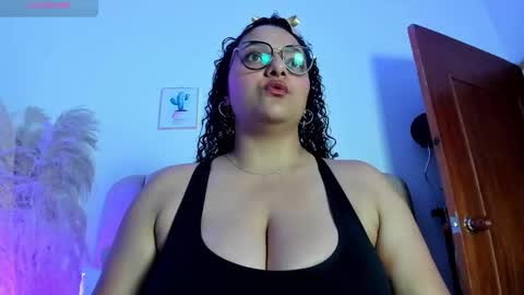 Snapshot of _aithanaa_ chatting on September 2025 07:08:02 PM _aithanaa_ online show from September 2025 07:08:02 PM