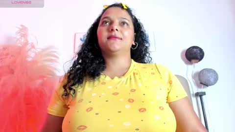 Snapshot of _aithanaa_ chatting on November 2025 07:35:02 PM _aithanaa_ online show from November 2025 07:35:02 PM