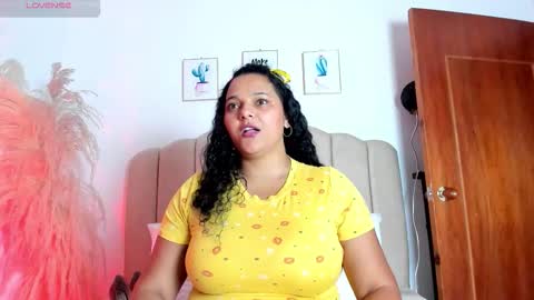 Snapshot of _aithanaa_ chatting on November 2025 07:18:02 PM _aithanaa_ online show from November 2025 07:18:02 PM