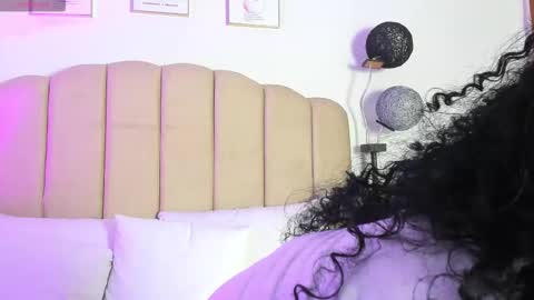 _aithanaa_ online show from February 2026 03:49:02 PM