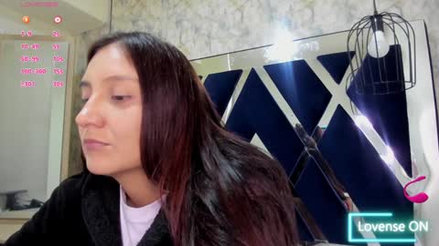 Snapshot of _alaia_collway_ chatting on January 2025 11:56:01 AM Alaia online show from January 2025 11:56:01 AM