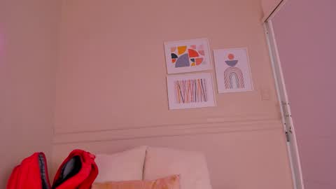 _aleja_x online show from September 2025 11:32:02 AM