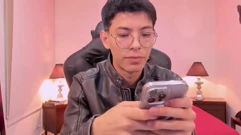 Alexander online show from November 2025 12:53:01 PM