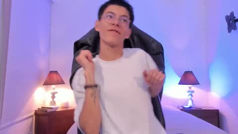 Alexander online show from November 2025 12:27:02 PM