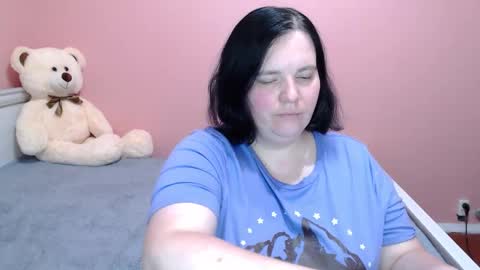 _alexandra_ray_ online show from October 2025 11:46:02 AM