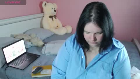 _alexandra_ray_ online show from December 2025 10:10:02 AM