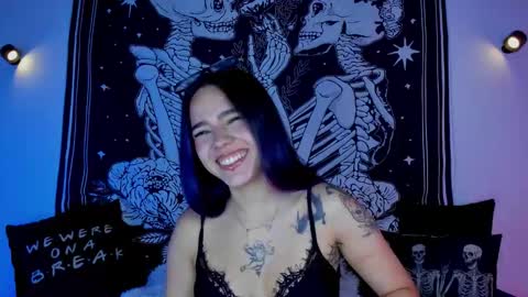 _alicesasha_ online show from March 2026 07:47:02 AM