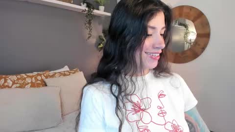 Snapshot of _aliice_1 chatting on February 2025 09:02:01 PM Alice online show from February 2025 09:02:01 PM