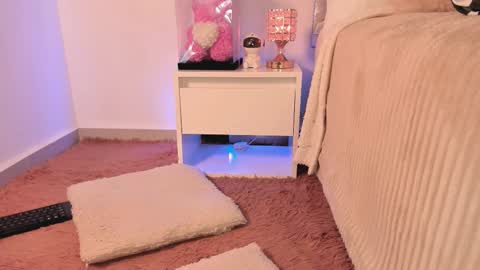 Snapshot of _alissonrose chatting on November 2025 08:55:01 PM Karo online show from November 2025 08:55:01 PM