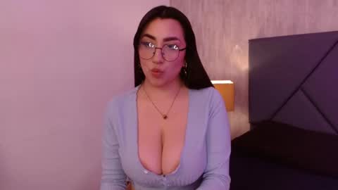 Angela  online show from February 2026 01:16:01 PM