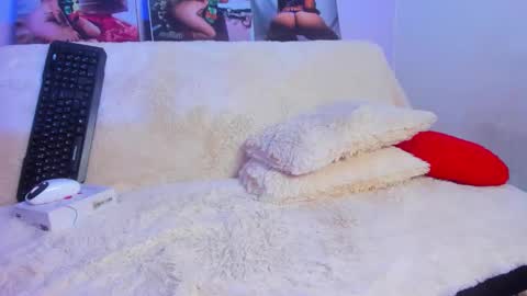 ANGEL online show from September 2025 02:01:01 AM