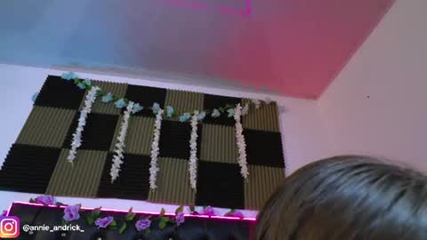 Snapshot of _annie_andrick_ chatting on July 2026 10:09:01 AM Annie Andrick online show from July 2026 10:09:01 AM