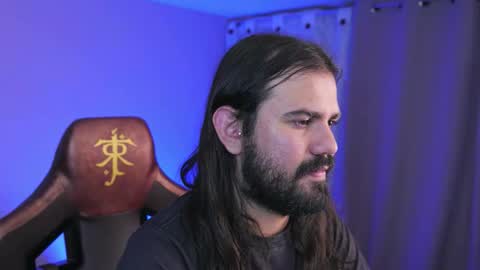 _aragorn__ online show from December 2025 09:29:01 AM