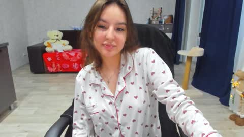 Arina online show from December 2024 10:50:02 AM