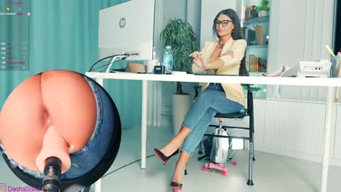 Snapshot of _artporno_ chatting on November 2025 12:32:01 AM _artporno_ online show from November 2025 12:32:01 AM