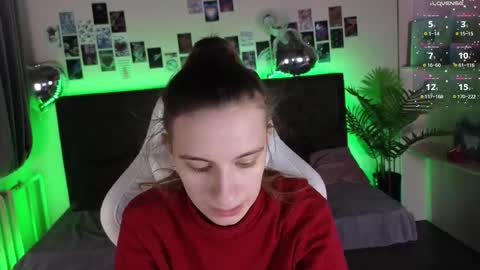 Snapshot of _ash_leyy_ chatting on December 2025 03:23:01 AM _ash_leyy_ online show from December 2025 03:23:01 AM