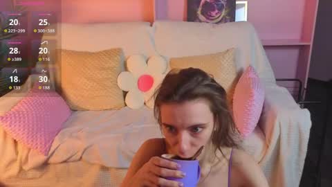 _ash_leyy_ online show from May 2026 01:23:02 AM