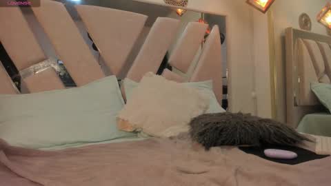 carolina online show from October 2025 12:11:01 PM