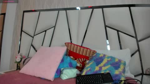 Aura online show from January 2026 03:20:01 AM