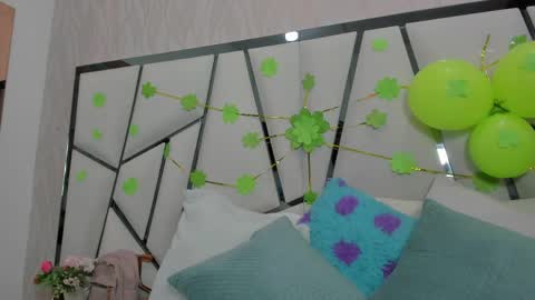 Aura online show from March 2026 03:09:02 AM