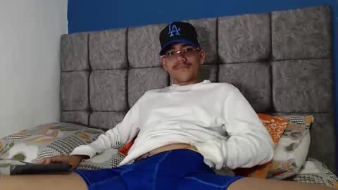 _austinmoon online show from January 2026 01:42:01 AM