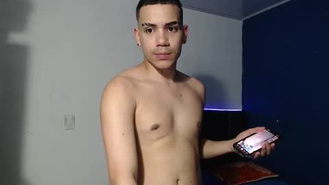 _austinmoon online show from April 2026 03:17:01 AM