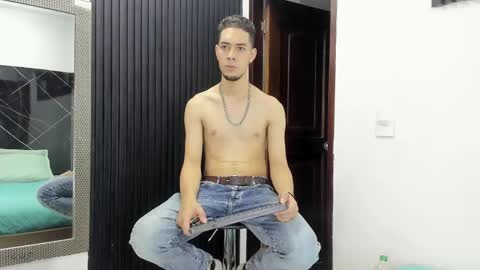 Snapshot of _axel_09 chatting on May 2026 03:55:02 AM _axel_09 online show from May 2026 03:55:02 AM