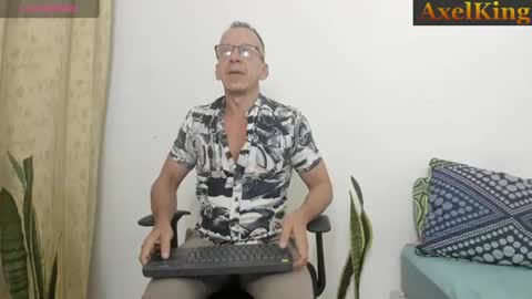 Snapshot of _axelking1_ chatting on July 2026 11:38:02 AM Axel online show from July 2026 11:38:02 AM