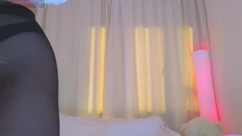 Snapshot of _b00bss_ chatting on September 2025 04:23:01 AM Jess online show from September 2025 04:23:01 AM