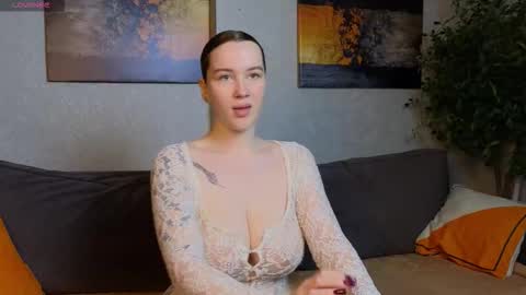 Snapshot of _b00bss_ chatting on November 2025 09:19:02 AM Jess online show from November 2025 09:19:02 AM