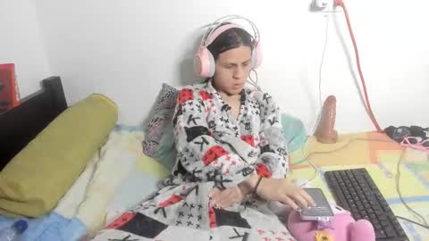 _baby_vi online show from November 2025 11:43:02 PM