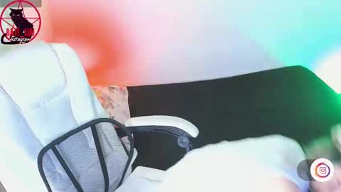 Lunita  online show from November 2025 03:12:02 AM