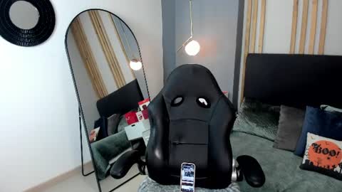 Snapshot of _beck_art_ chatting on June 2026 01:42:02 PM Sofia online show from June 2026 01:42:02 PM