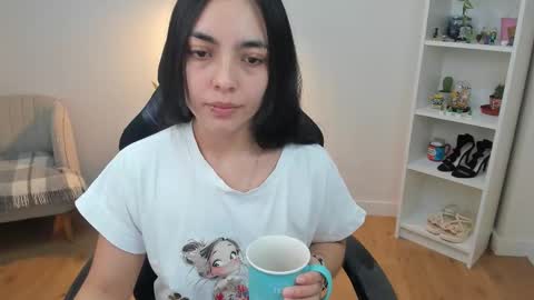 Snapshot of _bellaevans_ chatting on March 2026 06:03:01 AM Bella Evans online show from March 2026 06:03:01 AM