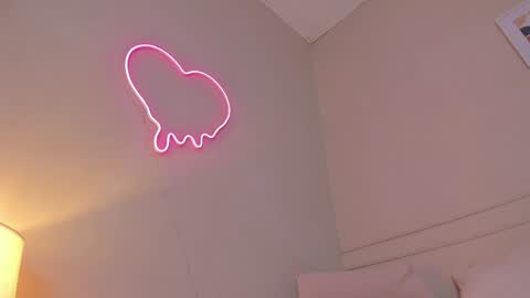 Hi guys i am Bianca  online show from January 2025 03:12:02 PM
