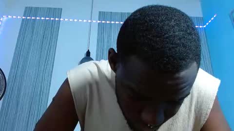 Andrew online show from October 2025 03:47:02 AM